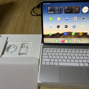 아이패드프로 m4 13인치 셀룰러 256 풀박스+매직키보드 풀박스 이미지