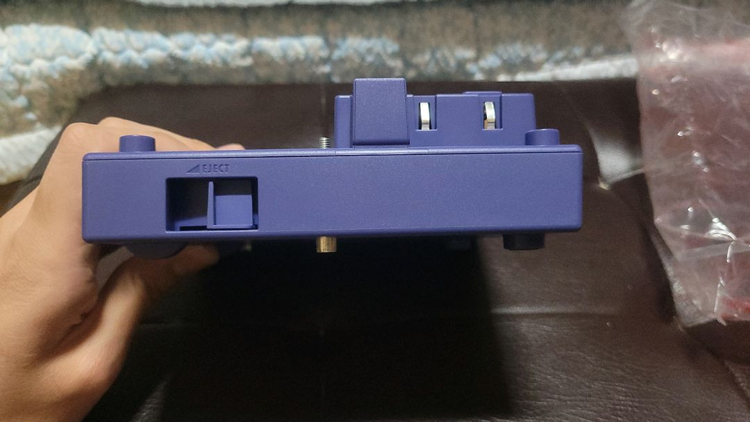 게임보이 플레이어 보라색(대원) 이미지