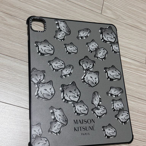 아이패드 프로 12.9(5세대 m1, 6세대 m2) 케이스티파이 메종키츠네 이미지