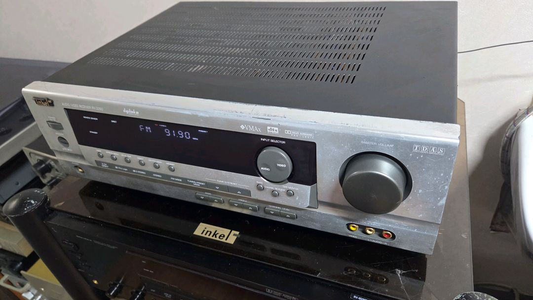 인켈 RV-3260 오디오 비디오 리시버입니다 이미지