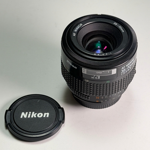 니콘 F마운트 AF 35-70mm f3.3-4.5 렌즈 이미지