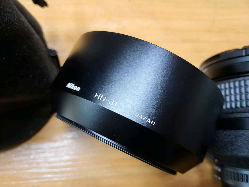 니콘 85.4d 철제 후드포함 이미지