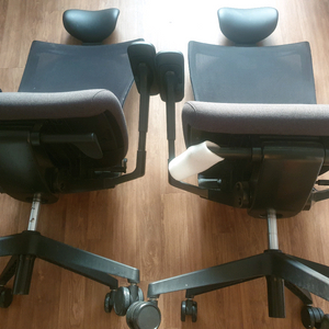 *급매[정품]시디즈 T50 air 의자(2개)팝니다..학생용 공부의자로 최고좋습니다 이미지