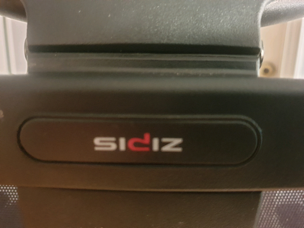 *급매[정품]시디즈 T50 air 의자(2개)팝니다..학생용 공부의자로 최고좋습니다 이미지