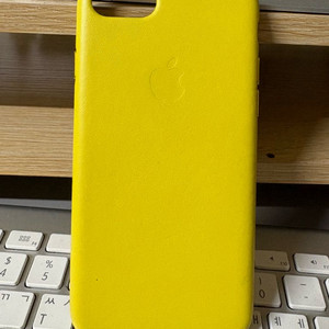 아이폰 애플 정품 레더케이스(7.8.se2.3) 이미지