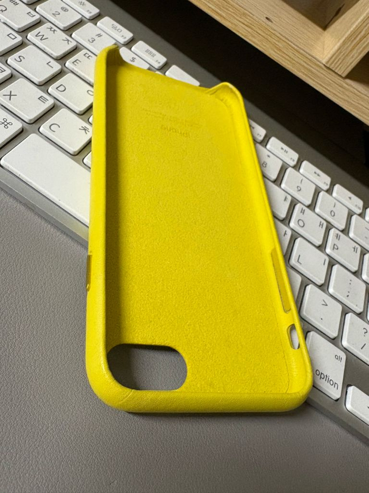 아이폰 애플 정품 레더케이스(7.8.se2.3) 이미지