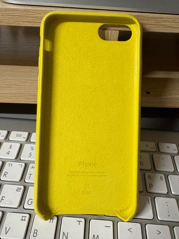 아이폰 애플 정품 레더케이스(7.8.se2.3) 이미지