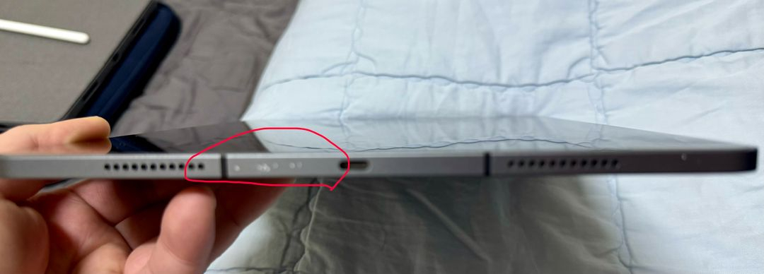 아이패드 프로 12.9 5세대 셀룰러 256GB 및 주변기기 일괄 110만 이미지