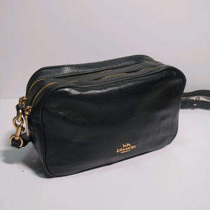 코치 크로스백 이미지