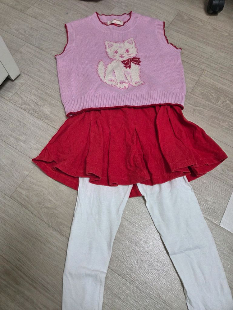 여아 브랜드옷 사이즈110~120 22벌 일괄 이미지