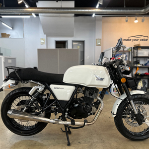 레트로125 22년 4천 1인신조 무사고 차량 판매 이미지