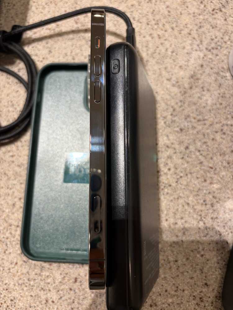 아이폰 12 Pro 그라파이트 256GB 이미지