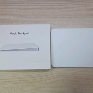 애플 매직 트랙패드 화이트 c타입 이미지