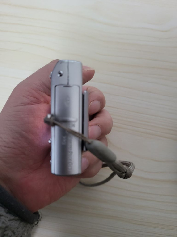 소니 사이버샷 DSC-T10 빈티지 디카 이미지