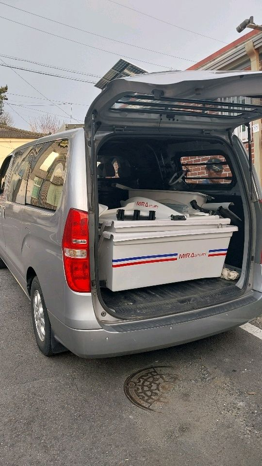 낚시보트 이미지