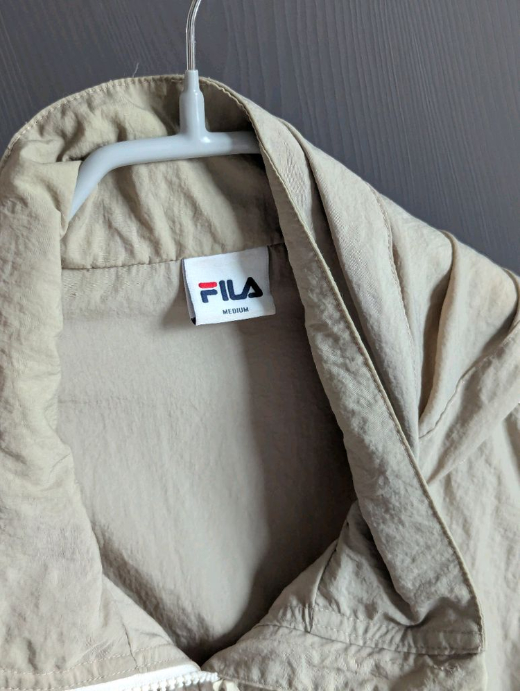 BTS 방탄 석진 휠라 Fila 바람막이 자켓 M 사이즈 손민수 이미지