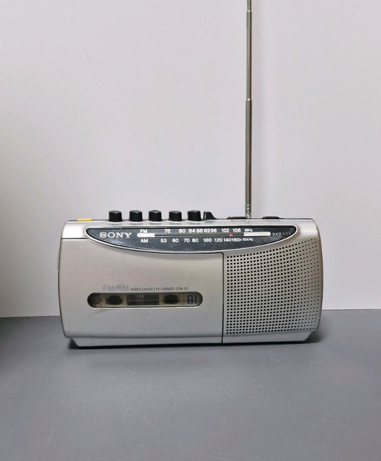 소니 빈티지 라디오 카세트 CFM-E5 이미지