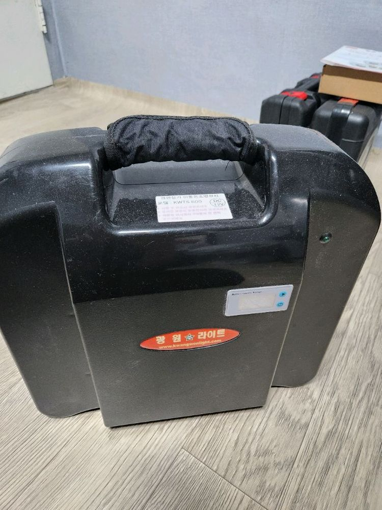 kwts600 600w 태양발전기 캠핑용배터리 휴대용배터리 차박 낚시배터리 파워뱅크 이미지