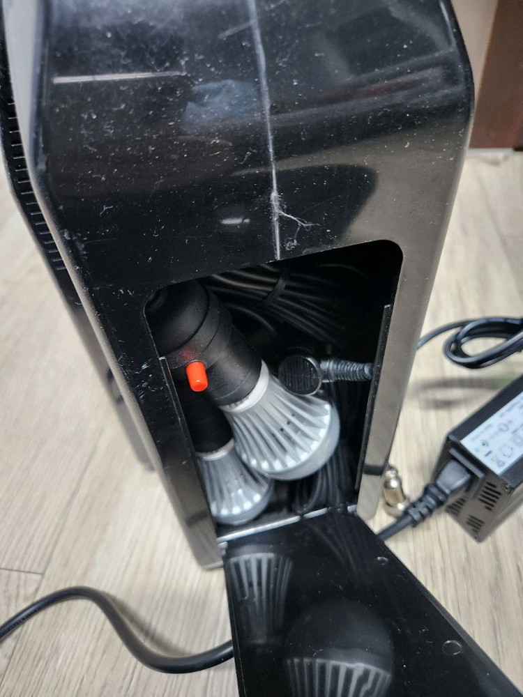 kwts600 600w 태양발전기 캠핑용배터리 휴대용배터리 차박 낚시배터리 파워뱅크 이미지