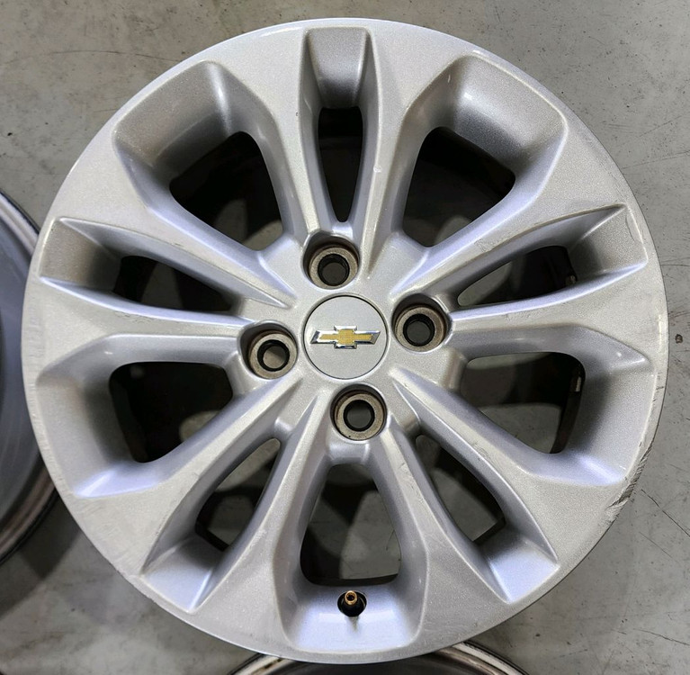 쉐보레 스파크 15인치 휠, 스파크 순정 15인치 휠 이미지