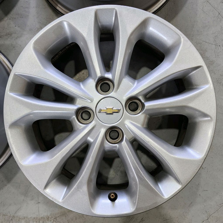 쉐보레 스파크 15인치 휠, 스파크 순정 15인치 휠 이미지