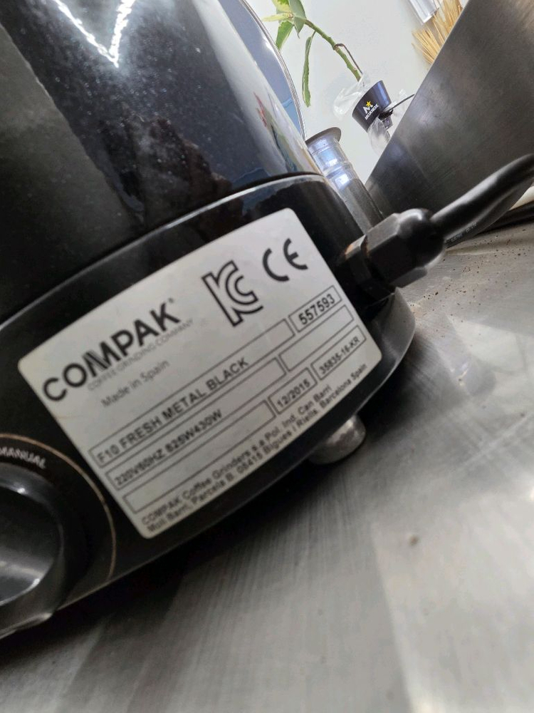 콤팍 f10 커피그라인더 이미지