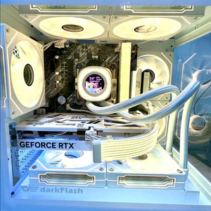 RTX 5060 새 그래픽카드 장착! 화이트 감성 게이밍 PC 완성형 이미지