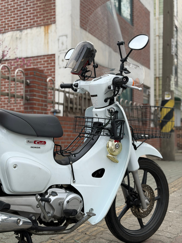 110cc 스쿠터 이미지