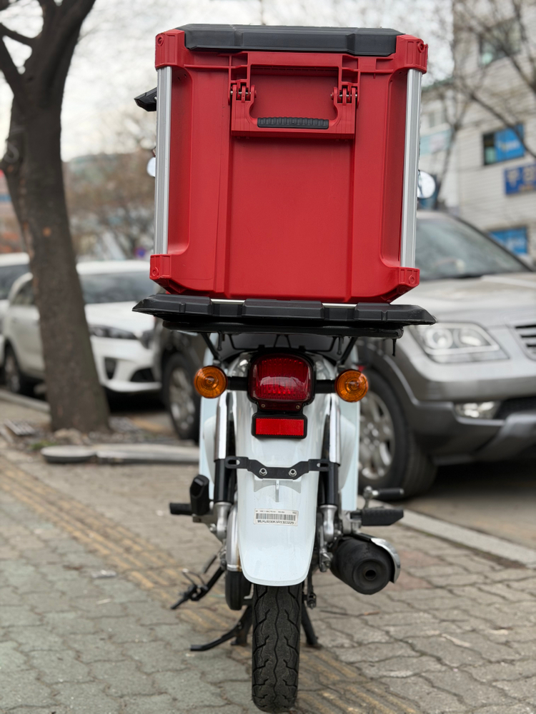 110cc 스쿠터 이미지