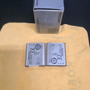 리코gr3용정품배터리 db110 두개판매해요 이미지