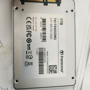 1TB SATA SSD 팝니다 이미지