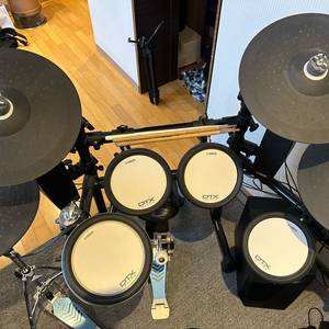 야마하 전자드럼 세트 이미지