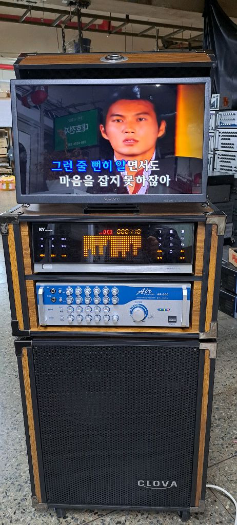 금영 노래방반주기 이동식세트 판매합니다 이미지