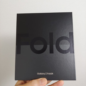 갤럭시 폴드4 베이지 256GB 개봉 새제품 이미지