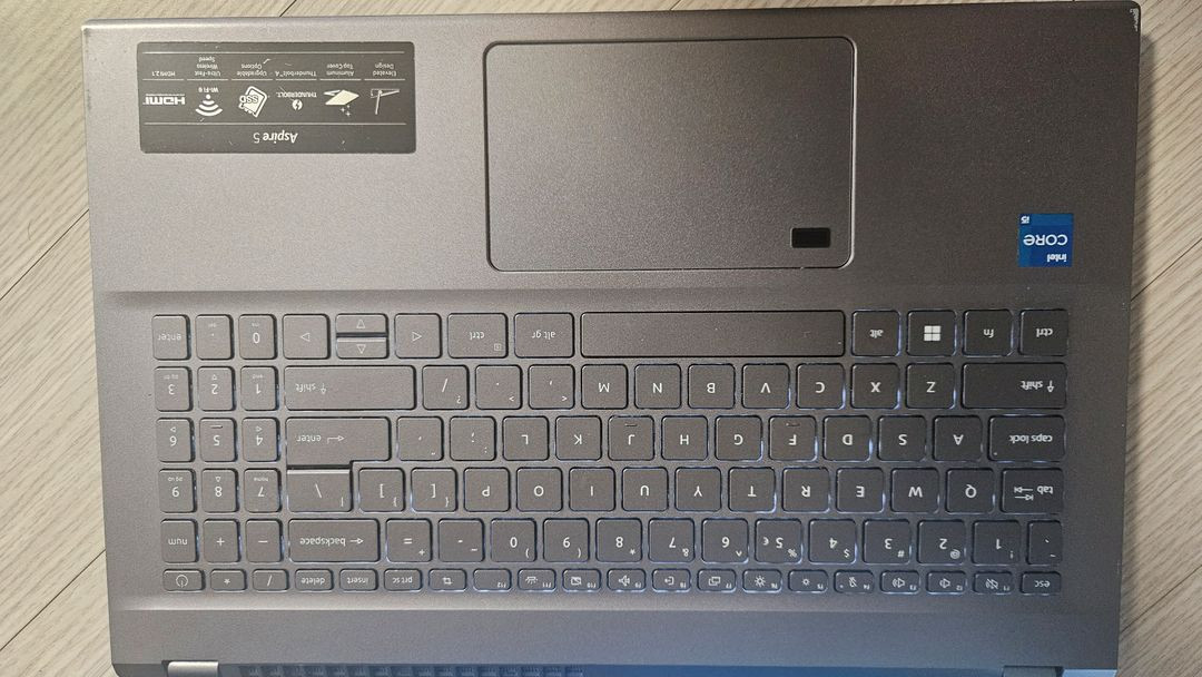 에이서 아스파이어 5 노트북 이미지