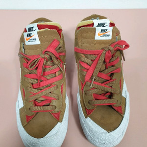 나이키 브라운 사카이 블레이저 로우 270사이즈 이미지