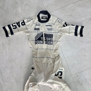 파스노말 에디션 원피스 , 자켓 이미지