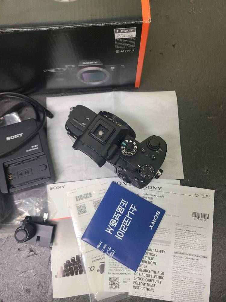 소니a7r3 판매합니다 풀박스구성 입니다 이미지