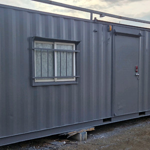 2.4x7. 칸막이된 정품컨테이너 이미지