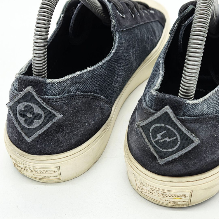 루이비통 X 프라그먼트 모노그램 타투 스니커즈 (7 1/2) 이미지