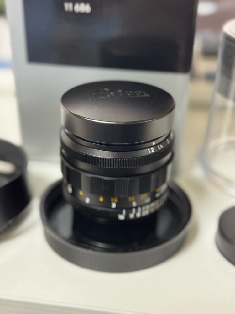 라이카 녹티룩스 50mm f1.2 m마운트 렌즈 이미지