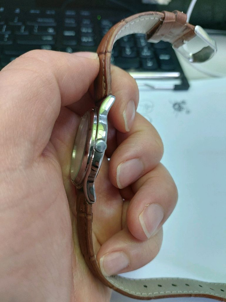 시티즌 에코드라이브 남성 가죽시계 이미지