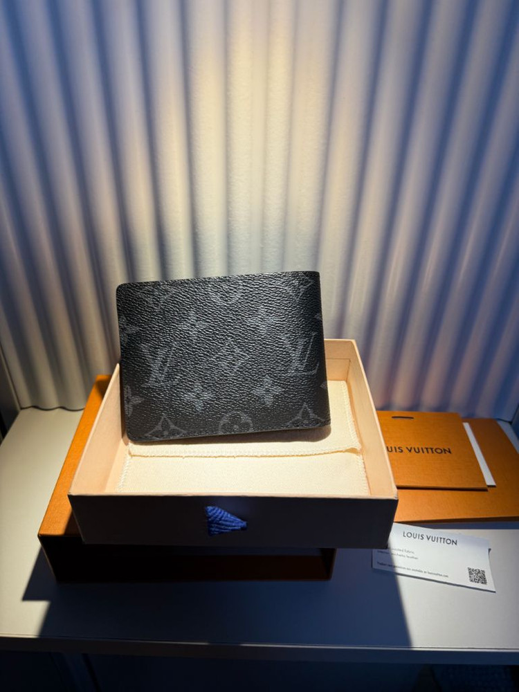 (1회착용) 26ss 루이비통 이클립스 멀티플 반지갑 이미지