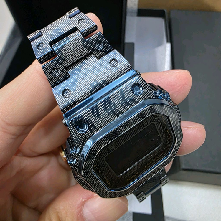 미착용 새제품!! 지샥 GMW-B5000TCF 티탄 블루카모판매합니다 이미지