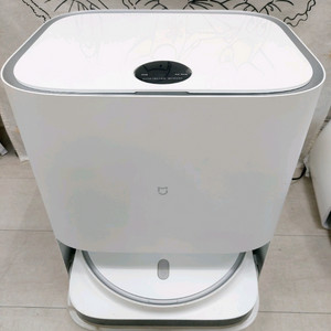 샤오미 미지아 프로 물걸레 로봇청소기 stytj06zhm 이미지