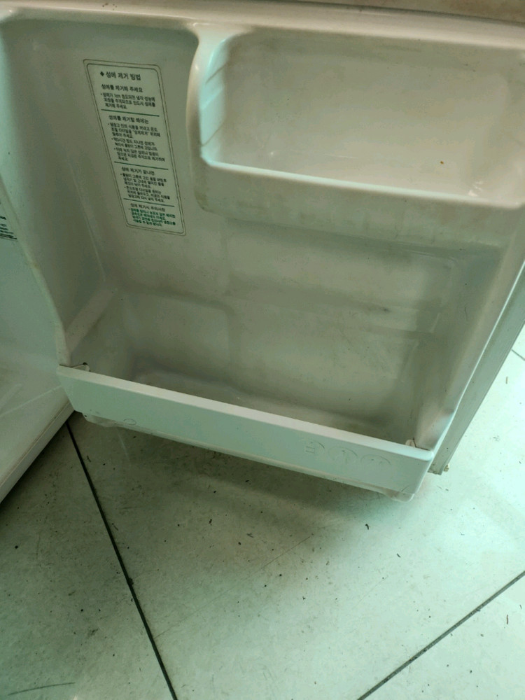 LG 미니냉장고 P-A05DDJ 소형냉장고 경기광주 이미지
