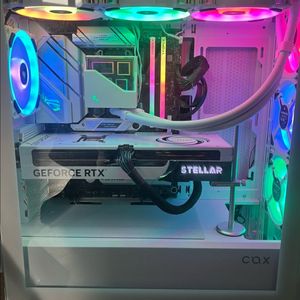 급처 7800x3d 5070 올화이트 완본체 게이밍 컴퓨터 팝니다 업자x 본체 데스크탑 이미지