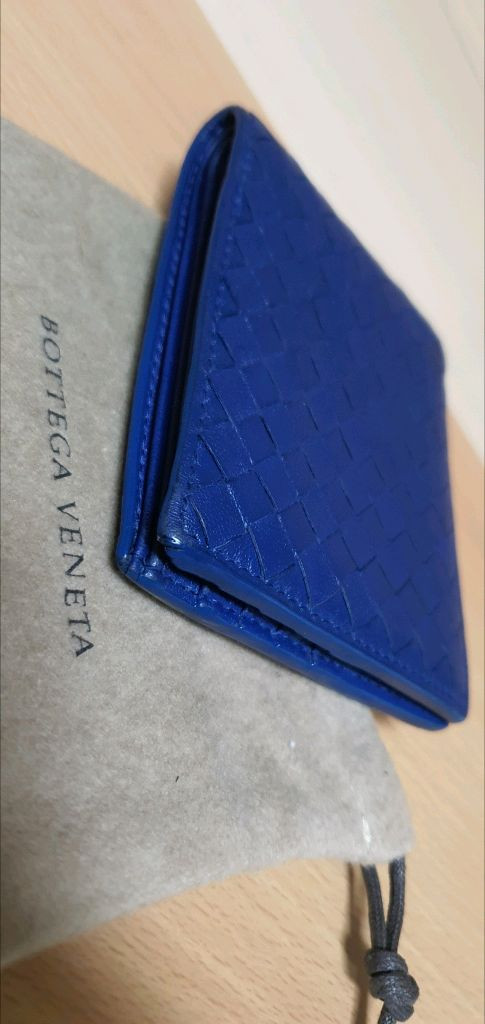보테가베네타 반지갑 블루 정품A급(감정O)구찌프라다루이비통디올고야드샤넬셀린느보테가생로랑발렌시아가버버리가방 이미지