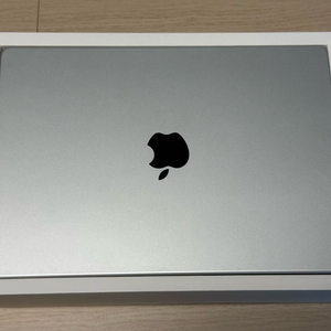 [신품급] 맥북 프로 14 M5, 실버, 24GB, 1TB (영문키보드) 이미지