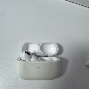 에어팟 프로1 본체+왼쪽 유닛 이미지